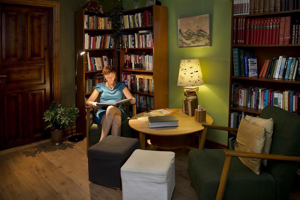 Hotell Aina Kvissleby Luaran gambar