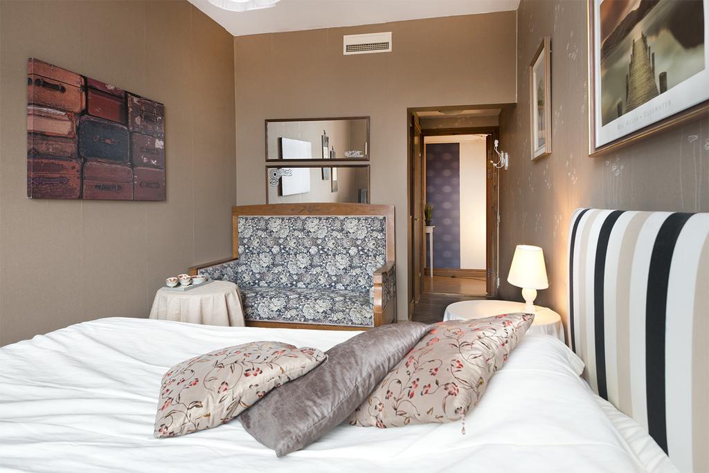 Hotell Aina Kvissleby Luaran gambar